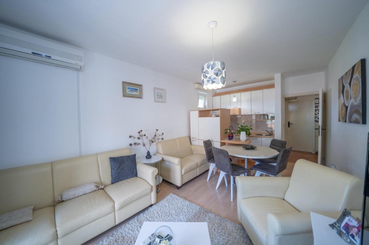 Sunshine Apartamento Kotor Exterior foto