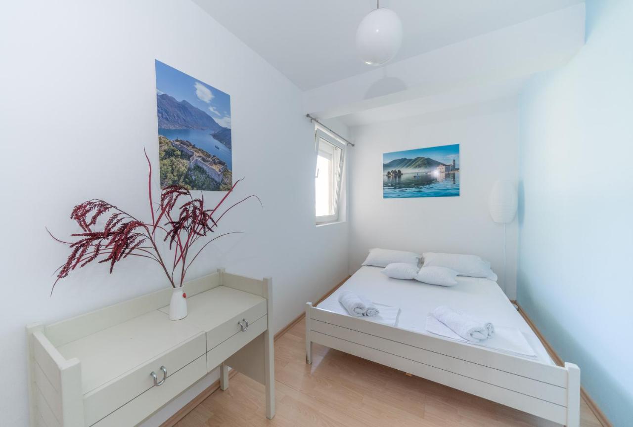 Sunshine Apartamento Kotor Exterior foto