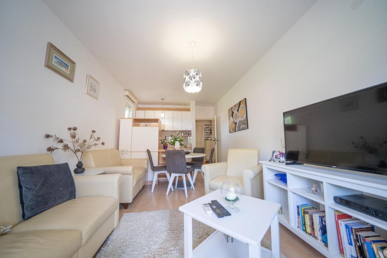 Sunshine Apartamento Kotor Exterior foto